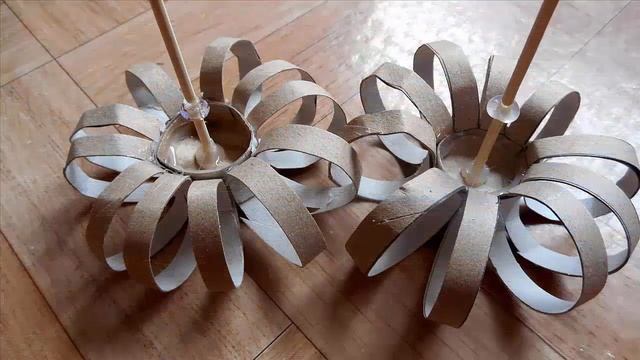 ГОНОЧНАЯ МАШИНА из 6 туалетных рулонов смотреть онлайн