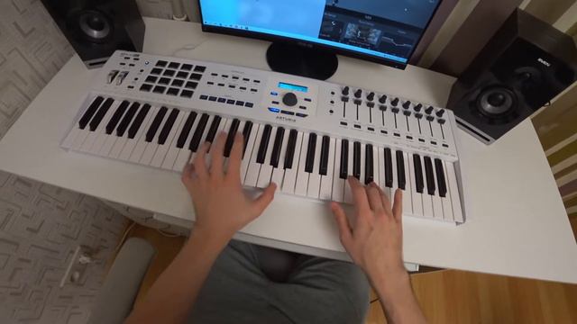 Benassi Bros feat. Dhany - Make Me Feel (piano) смотреть онлайн
