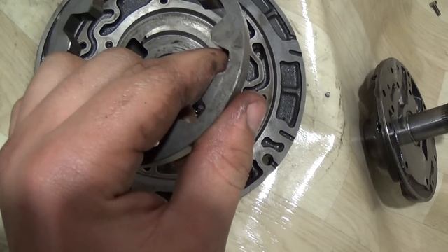 Устройство АКПП - Масляный насос смотреть онлайн