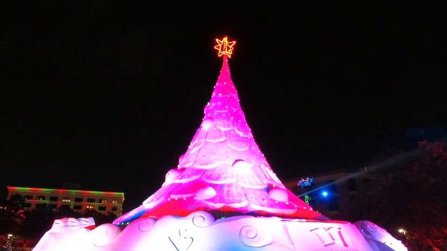 Sandi Tree Christmas Ambience (1 Hour) - Relax, enjoy lights and holiday music Florida Chill Factor смотреть онлайн