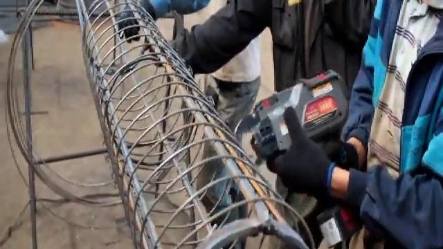 Пистолет для вязки арматуры MAX RB395 смотреть онлайн