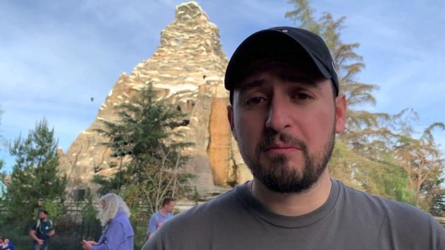 La prueba Disney YEEZY BOOST vs. NIKE REACT / STAR WARS GALAXYS EDGE / DISNEYLAND VLOG en ESPAÑOL!! смотреть онлайн