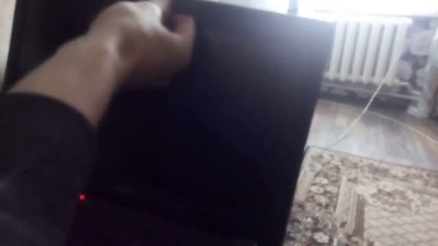 Возможная причина почему экран ноутбука не горит , решение проблемы смотреть онлайн