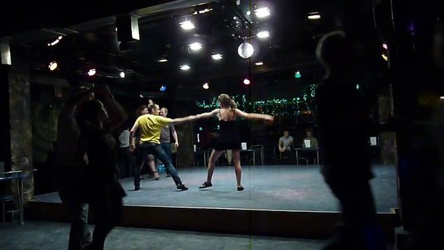 Хастл - дискотека в клубе "Удар" 12.11.10 смотреть онлайн