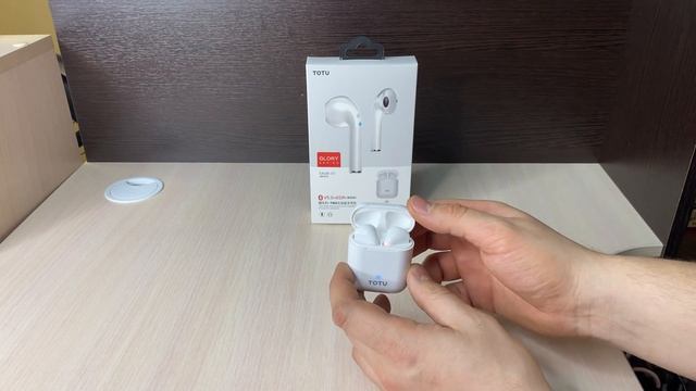Беспроводные наушники TOTU смотреть онлайн