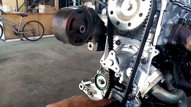 Correa de DISTRIBUCIÓN / Timing Belt / FORD FESTIVA 1995 смотреть онлайн