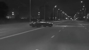 Я взлетаю как ракета для меня здесь вся планета чёрно