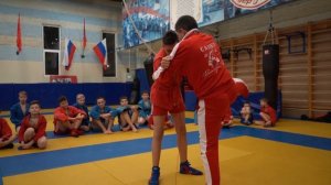 САМБО. Подхват под одну ногу.