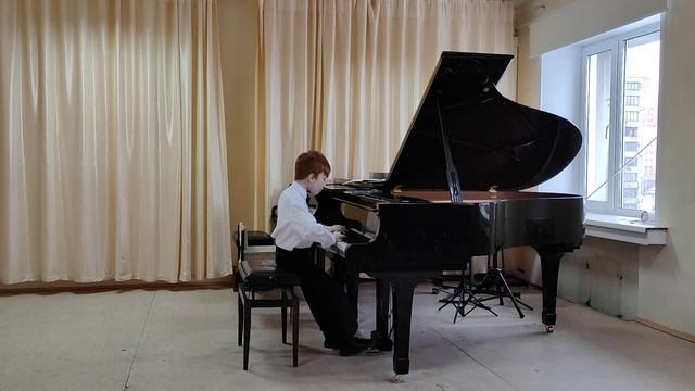 И.-С.Бах - Двухголосная инвенция h-moll, Р.Шуман - Зима 2, К.Черни - Этюд соч.849 №11 смотреть онлайн