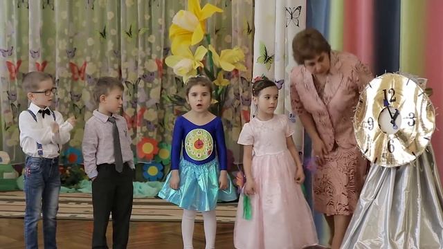 Весенний утренник 1 марта 2018 Калинка Земляничная полянка смотреть онлайн