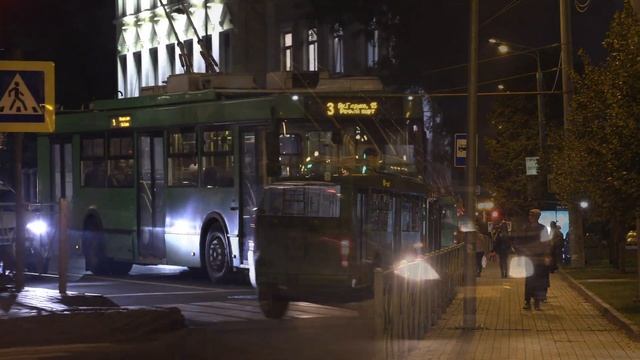 Вечерняя Съемка Троллейбусов и Другого Транспорта на видеокамеру Canon Legria GX10 4К смотреть онлайн
