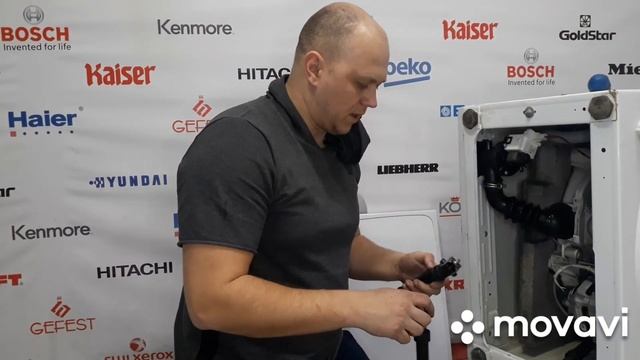 Стиральная машина индезит скачет при отжиме | Indesit сильно вибрирует | Ремонт за 2 минуты смотреть онлайн