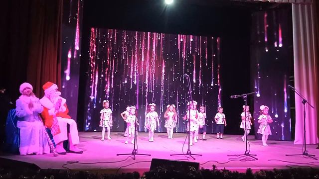 Танец /Детский сад 3/ смотреть онлайн