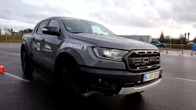Ford Ranger Raptor 2019 - 2.0L Panther 213PS смотреть онлайн