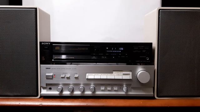 Yamaha AX 500 Sony CDP 670 Grundig HiFi Box 400 part 2 смотреть онлайн