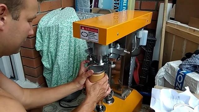 Укупорочно - закаточный аппарат смотреть онлайн