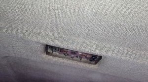 Как заменить лампочку плафона освещения салона ваз 2114 #RAZNOBOY #ВАЗ2114 #какснять