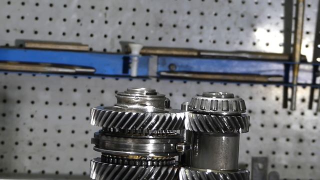 RODAMIENTO ROTO EN CAJA TOYOTA AURIS 1.4D4D 2010