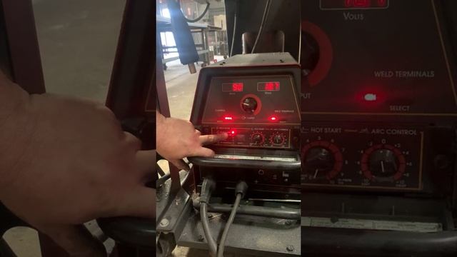 LINCOLN INVERTEC 350 SET UP смотреть онлайн