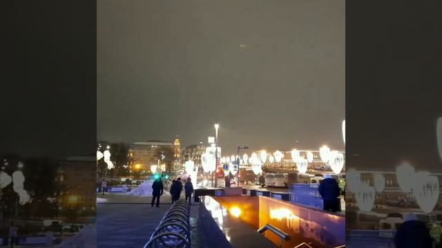 Новогодние каникулы в Москве// продолжение... смотреть онлайн