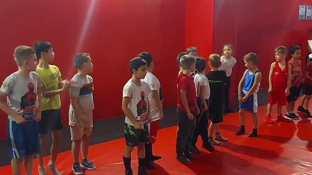 Боксерский клуб Тапдыга Алескерова Астрахань(2) смотреть онлайн