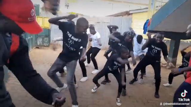 Kanda bongo man (in the morning lingala) ft The Shield Dance Crew смотреть онлайн