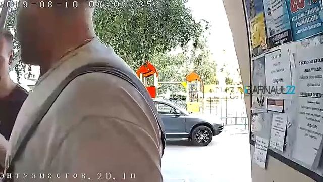 Снимают домофоны Дом ру