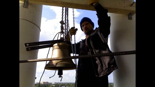 Оздоровительно - освежающий звон #колокольныйзвон @korfolion Звонница музейных колоколов. смотреть онлайн