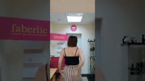 Брюки из вискозы в полоску, цвет молочныйОбзор из каталога Faberlic 06/2021
