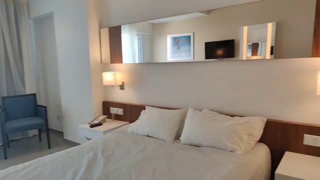 Номер в Мелисси бич, Айя Напа, вид на море и бассейн/Melissi Beach Hotel & SPA 4* sea view смотреть онлайн