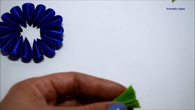 Как сделать нарядный цветок на ободок? смотреть онлайн