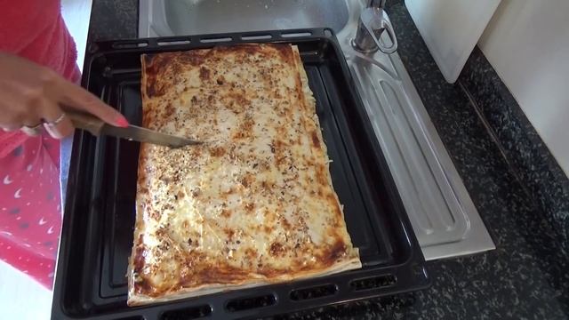 ТУРЕЦКИЙ ПИРОГ БЁРЕК С ТВОРОГОМ, СЛАДКАЯ ВКУСНЯШКА | Irina Belaja смотреть онлайн