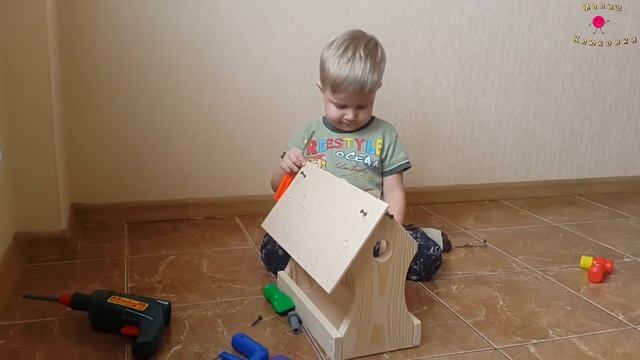 Собираем кормушку для птиц. Что же с ней произошло??? смотреть онлайн