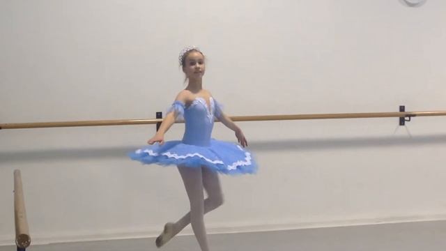 Соло Нины. Вальс 2014 смотреть онлайн