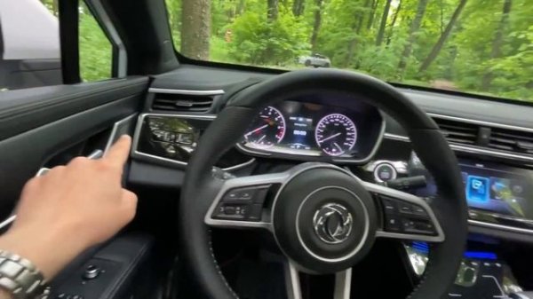 AU VENIT CHINEZII! Dongfeng (DFSK) Fengon 5 este un X4 de 29.000 Euro făcut de MAMA DACIEI SPRING!