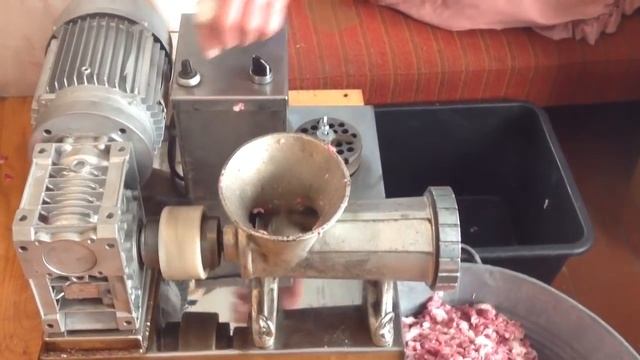 Maszynka Alfa32 z falownikiem смотреть онлайн