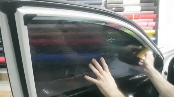 Как легко затонировать стекла автомобиля сэкономив на сервисе. Многоразовая тонировка.
