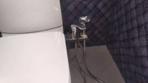 Гигиенический душ с креплением на унитаз