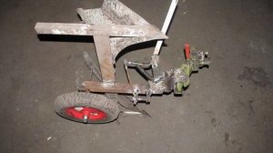 оборотный плуг мотоблока