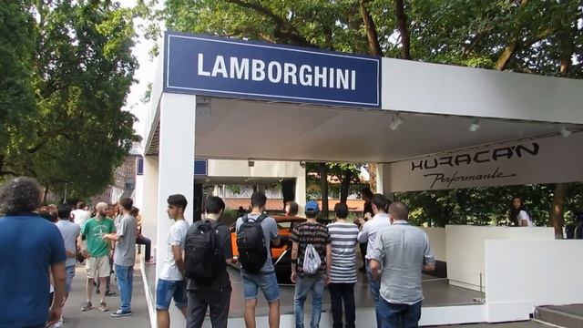 Выставка современных автомобилей. Машина моего мужа смотреть онлайн