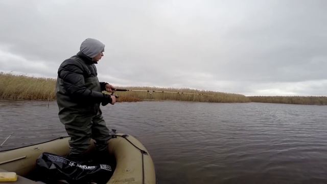 Рыбалка в с. Тишково Астраханской области, ловля щуки, 03 11 2014 смотреть онлайн
