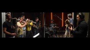 After the Love Has Gone – Leonid & Friends (EW&F cover).mp4