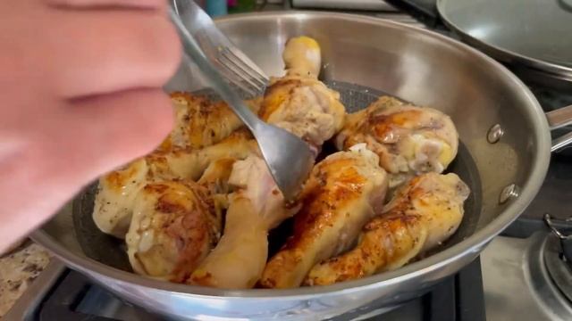 Пикантная курочка в сливочном соусе/голени таят во рту/BrusnikinaFood смотреть онлайн