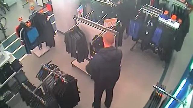 Мордовия. Саранск. Кража из магазина одежды смотреть онлайн