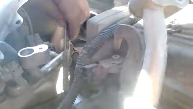 Ставим новый генератор Geely MK смотреть онлайн