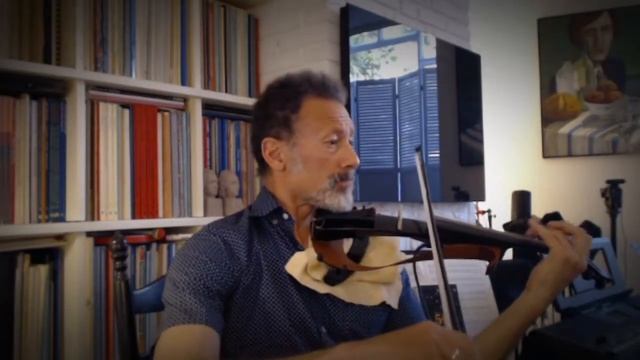 Moonriver (electric violin + Zoom A1x effect pedal) смотреть онлайн