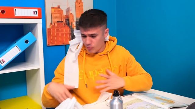 ПАУЗА Челлендж в ШКОЛЕ ! смотреть онлайн