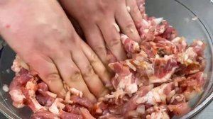 Домашняя колбаса в духовке из свинины