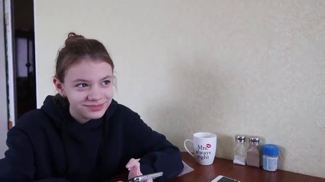VLOG Реакция Даши на телефон✨ Батон и Беня ссорятся смотреть онлайн