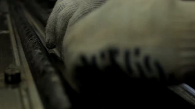 Запекание клюшки в прессе \ Секреты производства первой российской клюшки ЗАРЯД смотреть онлайн